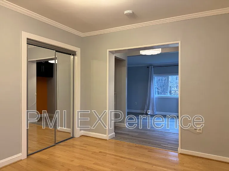 8203 Comet Dr — Photo 12