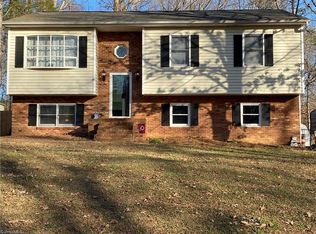 192 Woodfield Dr, Lexington, NC 27295