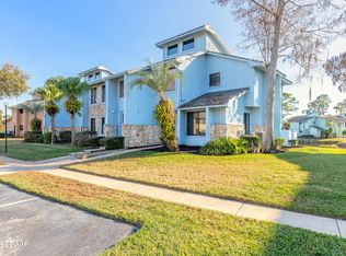 126 Blue Heron Dr APT B, Daytona Beach, FL 32119