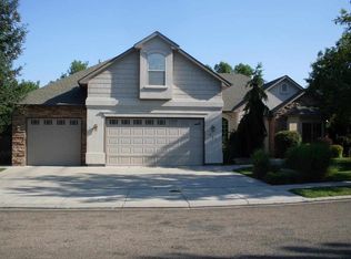 612 E Ridge Dr, Eagle, ID 83616