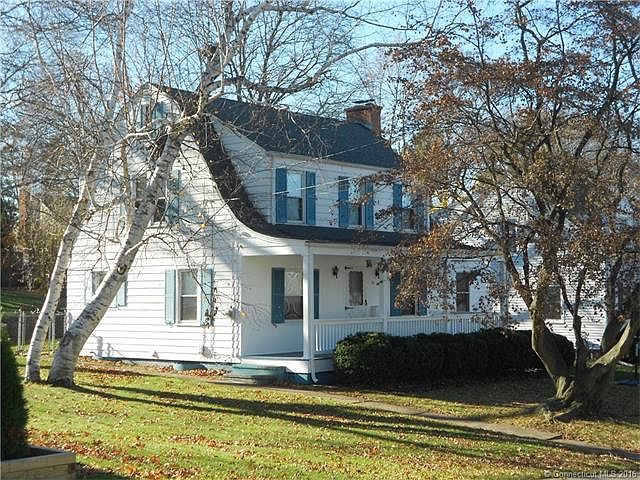 Magnificent mature trees gr...