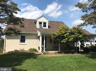 561 Georgetown Rd, Ronks, PA 17572