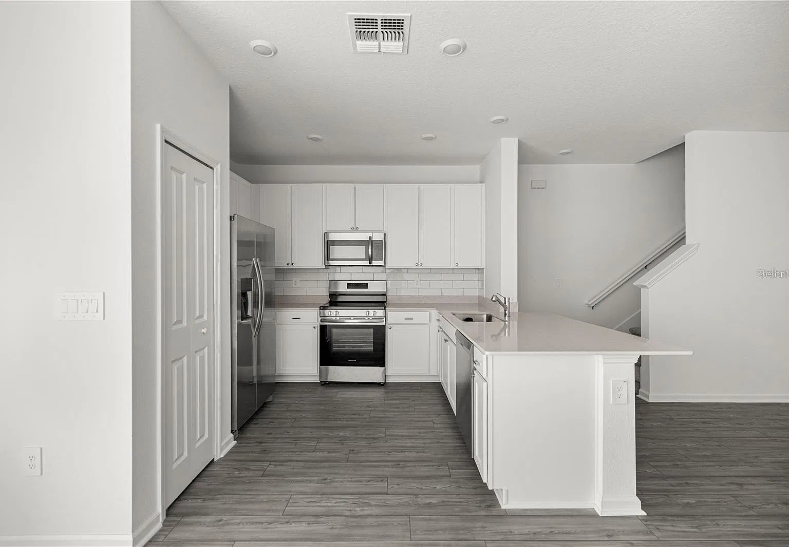 4823 SW 81st Loop - 1 — Photo 4