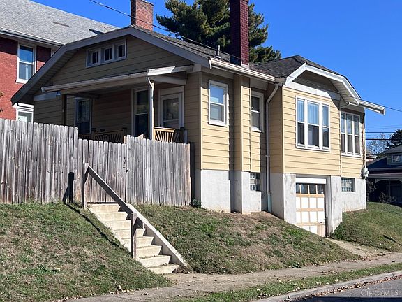 4th image of 901 Rosemont Ave