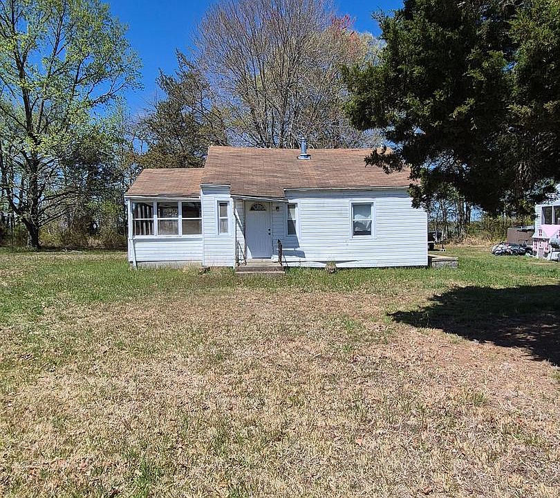 1st image of 22845 Pleasant Ln