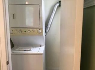 7434 N Oakley Ave APT 2B, Chicago, IL 60645