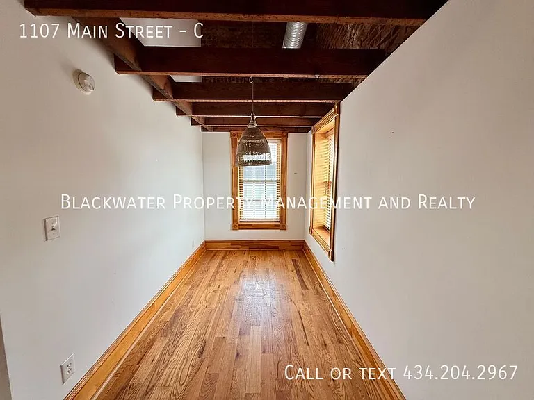 1107 Main St #C — Photo 7