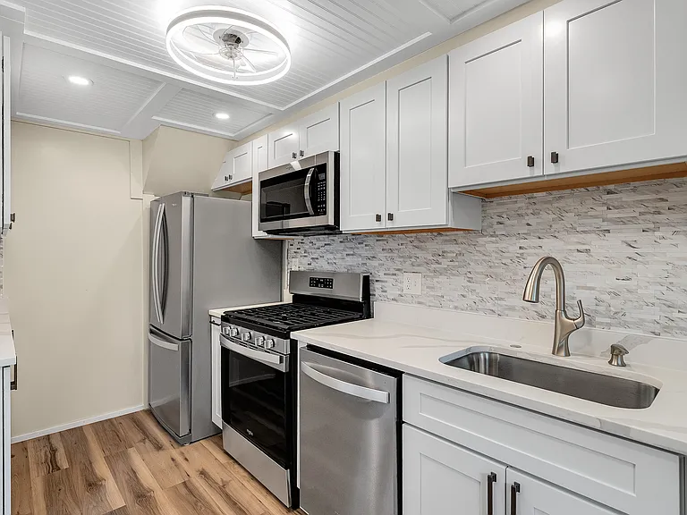 5213 Blaine St NE — Photo 12
