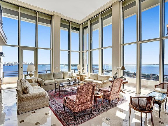 3rd image of 2333 Brickell Ave Suite B