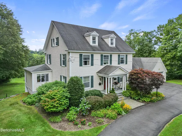 86 Crofut St, Pittsfield, MA 01201