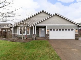 1125 S 11th St, Harrisburg, OR 97446