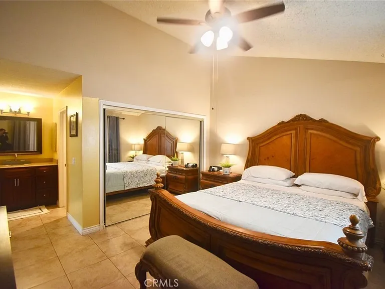2224 S Anchor St — Photo 16