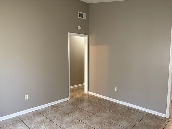 4th image of 3509 Arnold Rd