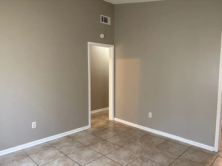 3509 Arnold Rd — Photo 2