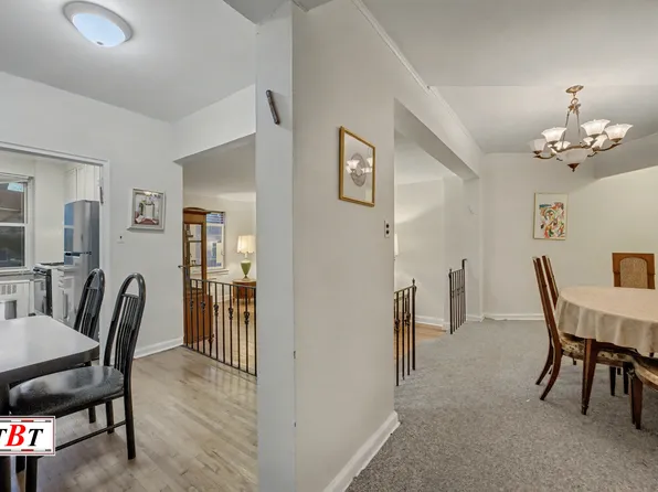 915 East 17th Street image 6 of 29