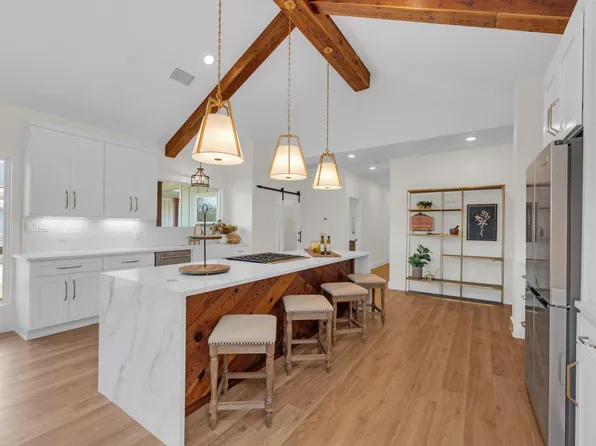 2102 S Church St, Georgetown, TX 78626