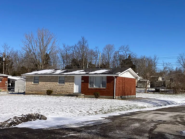 1934 S Wilson Rd — Photo 6