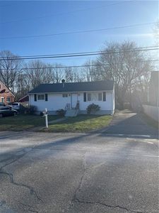 48 Peacock Drive, Meriden, CT, 06451