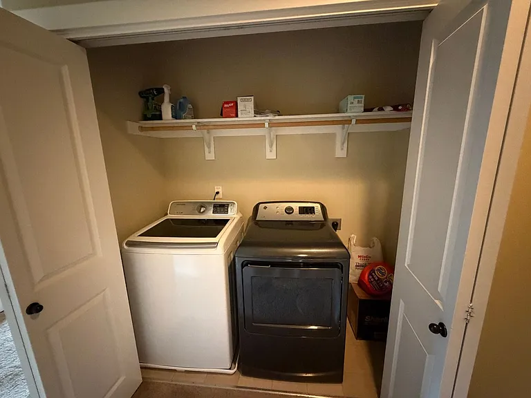469 SW Mitchum Ter — Photo 8
