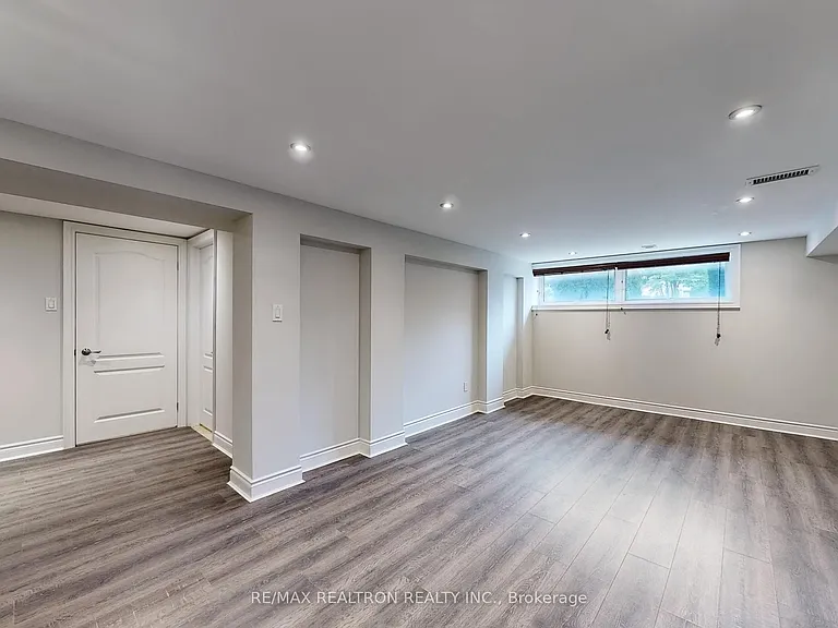 49 Exbury Rd #BASEMENT — Photo 13