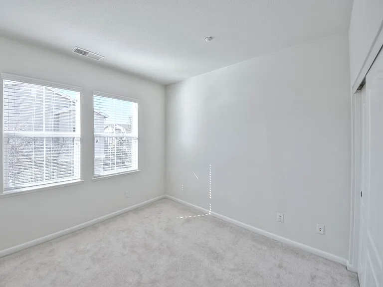 568 Saco Ter — Photo 13