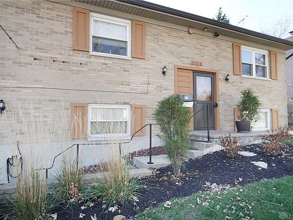 4th image of 504 Goldleaf Ave