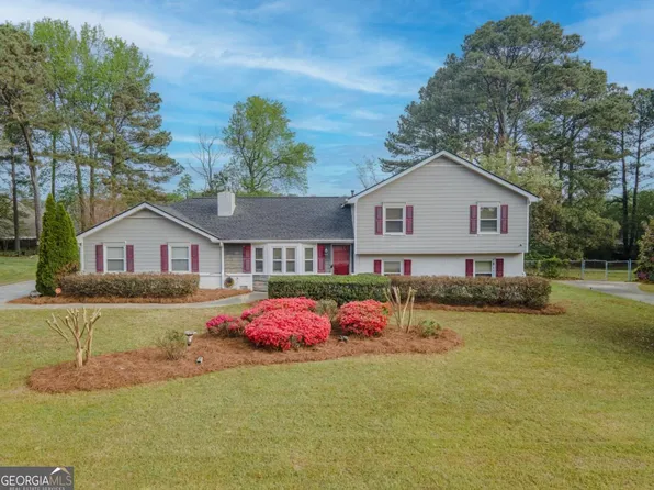 1717 Ramblewood Way, Snellville, GA 30078