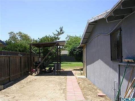 EXTREMELY LARGE YARD