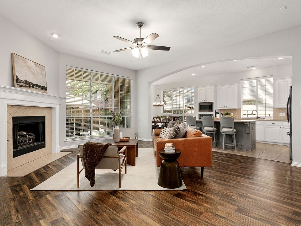 1st image of 6411 Field Crest Ln