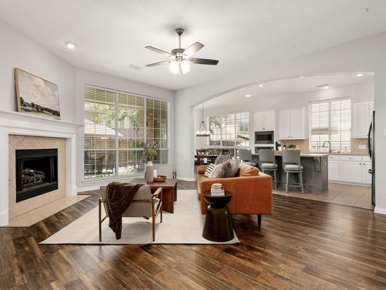 6411 Field Crest Ln, Sachse, TX 75048