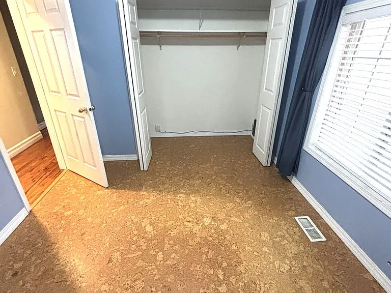 703 Barclay Hills Dr — Photo 14