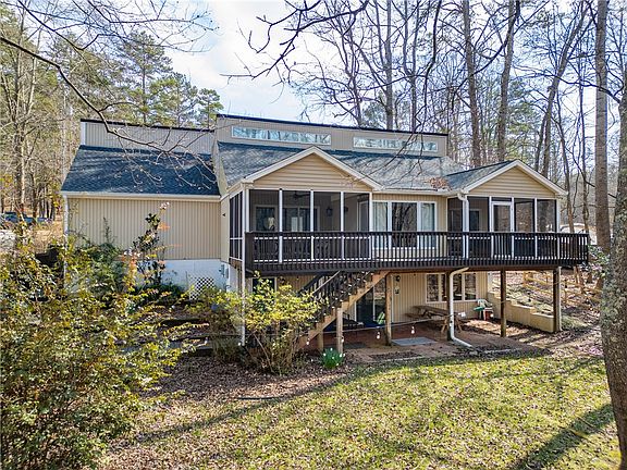 2nd image of 323 Meldau Rd