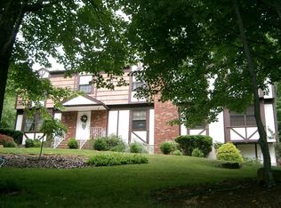 36 Brandywine Rise, Green Brook, NJ 08812