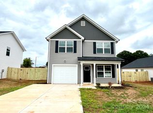 701 3rd St SE, Conover, NC 28613