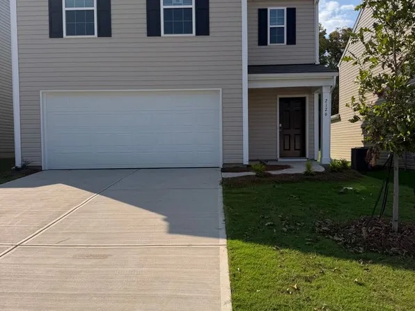 2126 10th St SE, Hickory, NC 28602