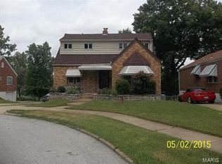 673 Bellsworth Dr, Saint Louis, MO 63125