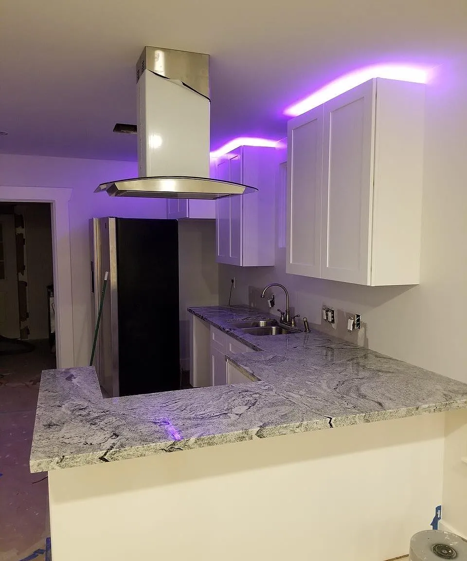2 bed, 1.5 bath, 960 sqft, $1,700 — Photo 2
