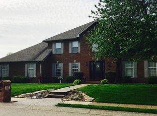 8199 Clearview Dr, Newburgh, IN 47630