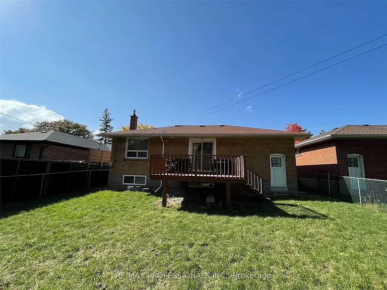 69 Paulart Dr #MAIN — Photo 19