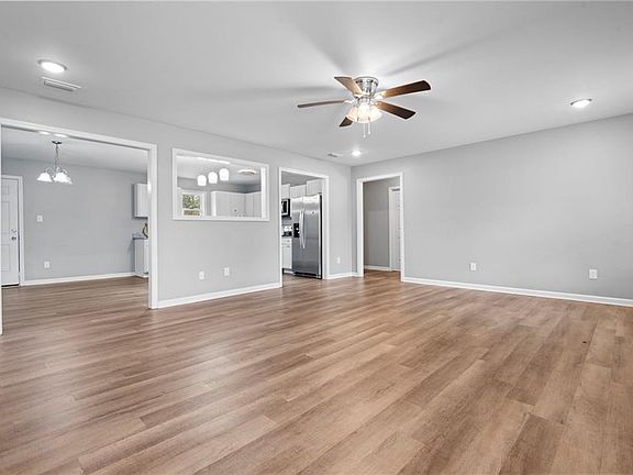5th image of 7078 Westfield Rd