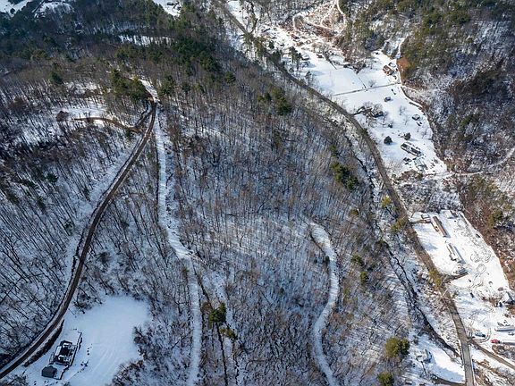 3rd image of LOT 10 Overlook Mountain Rd