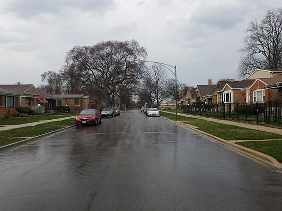 4th image of 9824 S Greenwood Ave