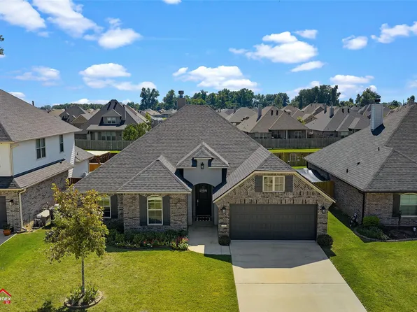 115 Livingston Dr, Bossier City, LA 71112