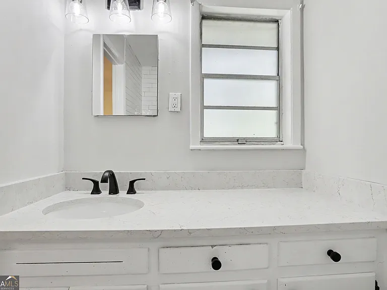 3535 Roswell Rd NE #E-2 — Photo 10