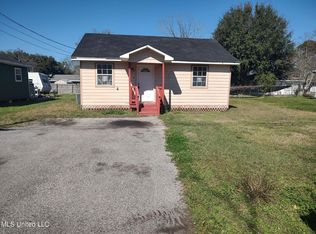 3415 Darryl Ave, Pascagoula, MS 39581