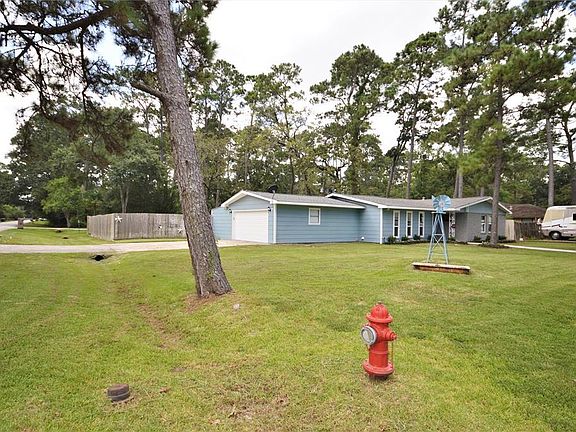 3rd image of 1618 Pinecrest Dr