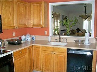 5th image of 304 Twin Brook Ct