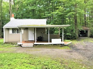 125 Johns Ln, Long Pond, PA 18334