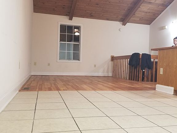 4th image of 1136 Dale Dr APT 1