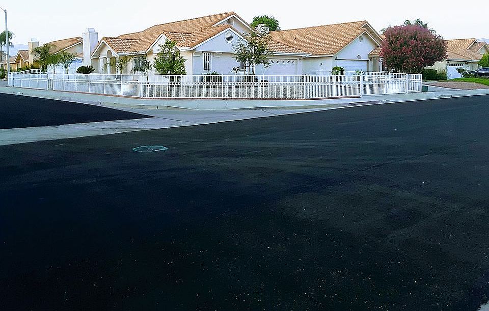 2nd image of 2696 Las Brisas Way